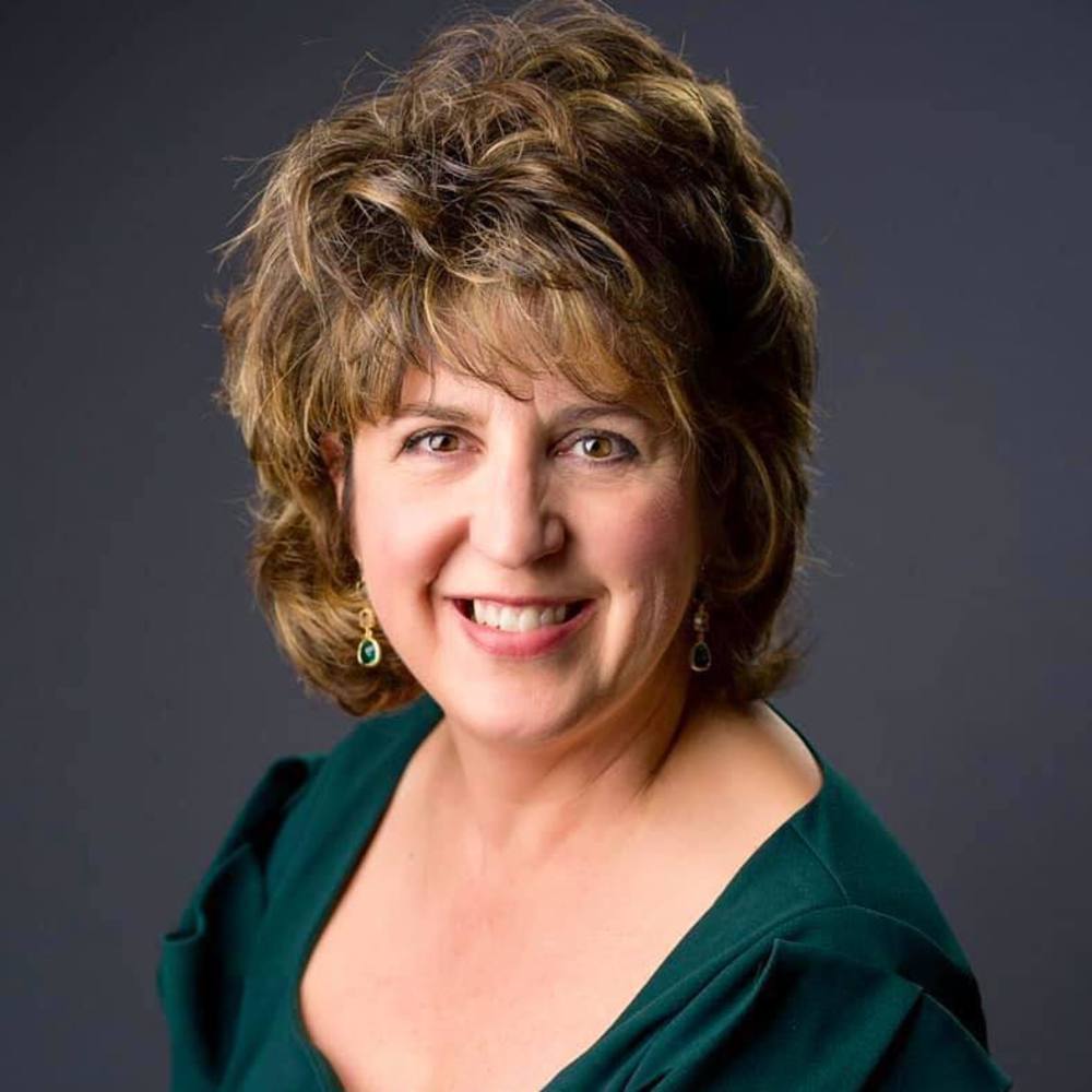 Meet your Posher, Julie